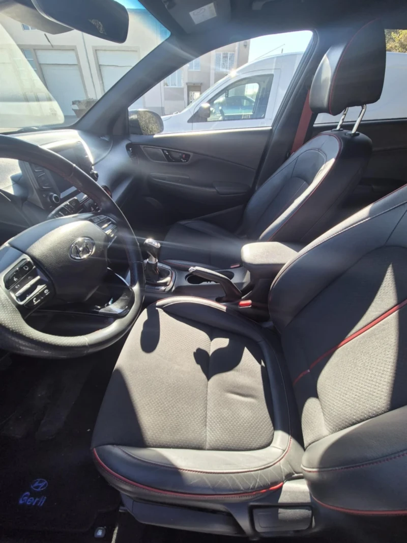 Hyundai Kona, снимка 8 - Автомобили и джипове - 52199527