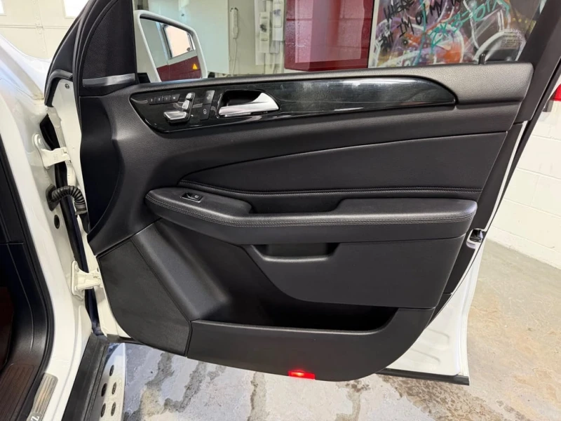 Mercedes-Benz GLE * 400 * CARFAX * ЦЕНА ДО БГ, снимка 14 - Автомобили и джипове - 53306436