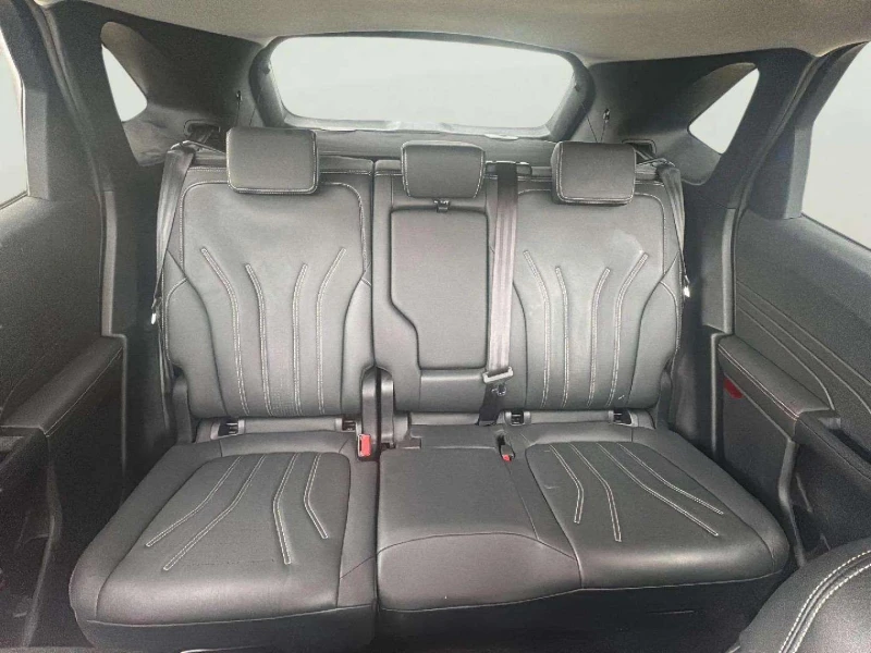 Ford Kuga 2.5 FHEV, снимка 13 - Автомобили и джипове - 53489415