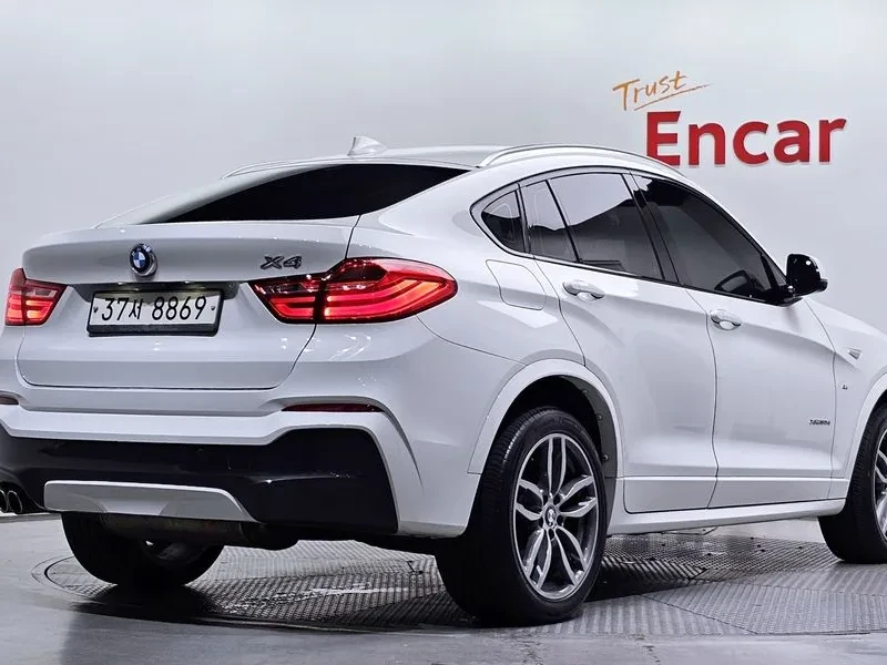 BMW X4 2.0d xDrive - САМО 30% АВАНС, снимка 2 - Автомобили и джипове - 56069946