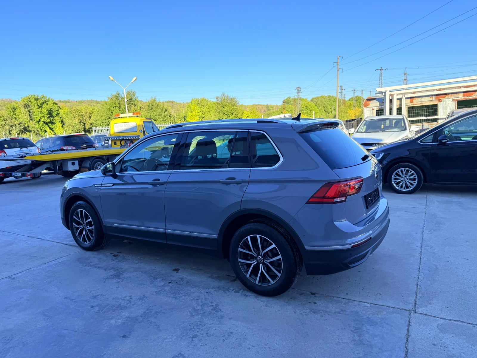 VW Tiguan 2.0tdi* Highline* 130000km* Nardo Grey* UNIKAT*  - изображение 4