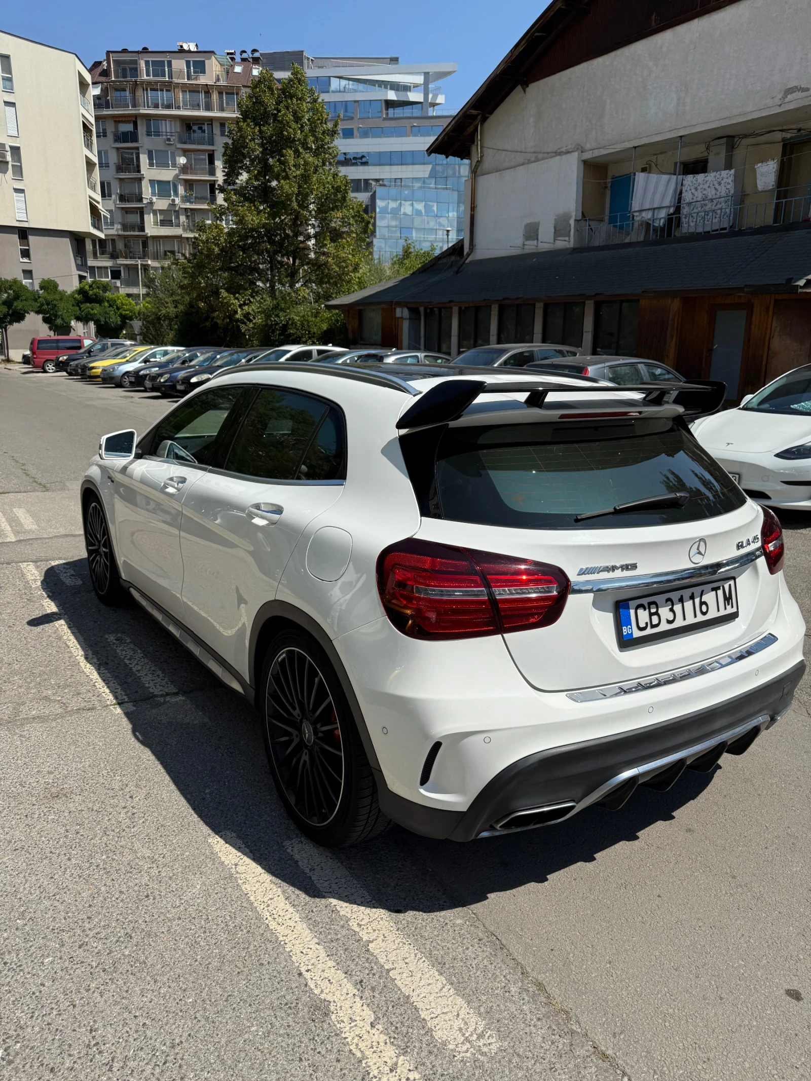 Mercedes-Benz GLA 45 AMG  - изображение 4