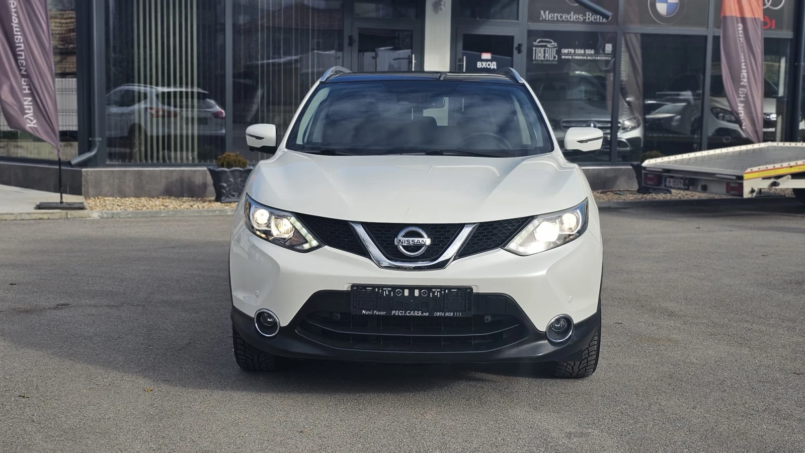 Nissan Qashqai 1.5dCi 6SP IT-КАМЕРА 360 -ИСТОРИЯ-ТОП СЪСТ.-ЛИЗИНГ - изображение 2