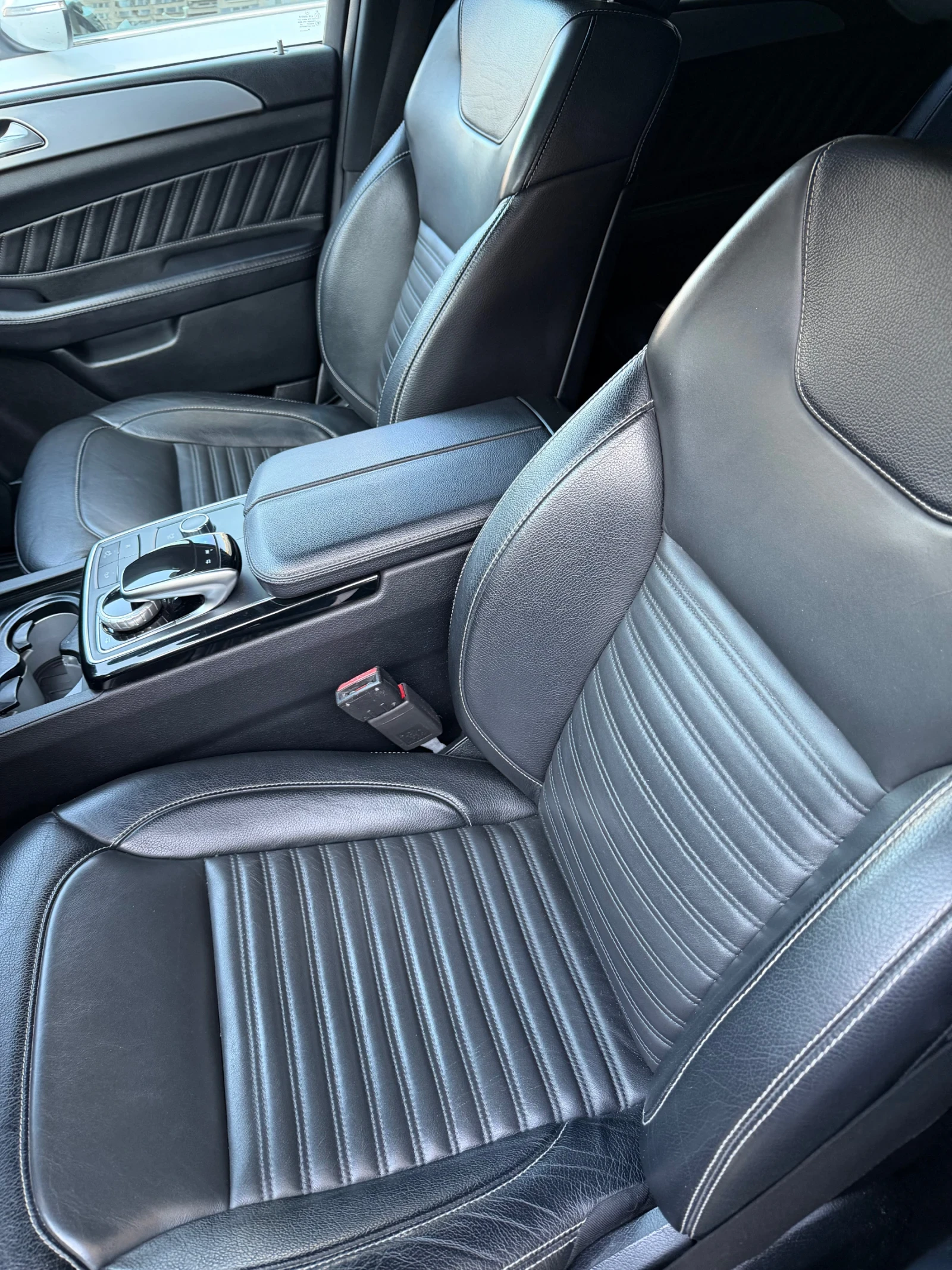 Mercedes-Benz GLE 350 AMG COUPE 4Matic, снимка 8 - Автомобили и джипове - 53829417