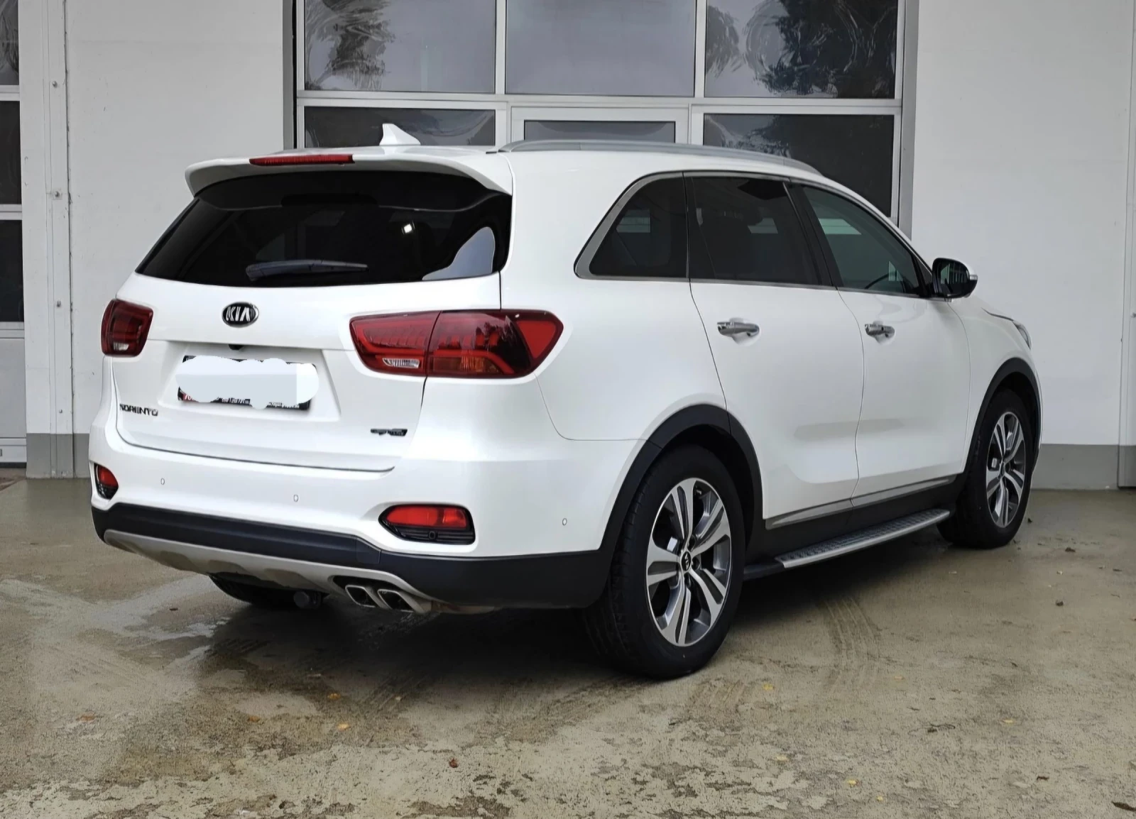 Kia Sorento Facelift GT, снимка 3 - Автомобили и джипове - 53879460