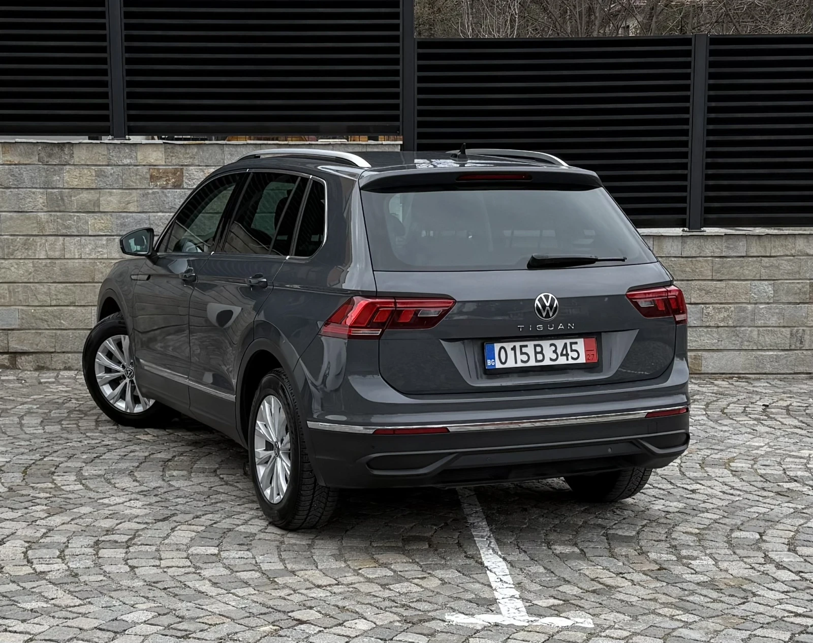 VW Tiguan 2.0TDI 150kc DSG 97000km 2021, снимка 4 - Автомобили и джипове - 54044889