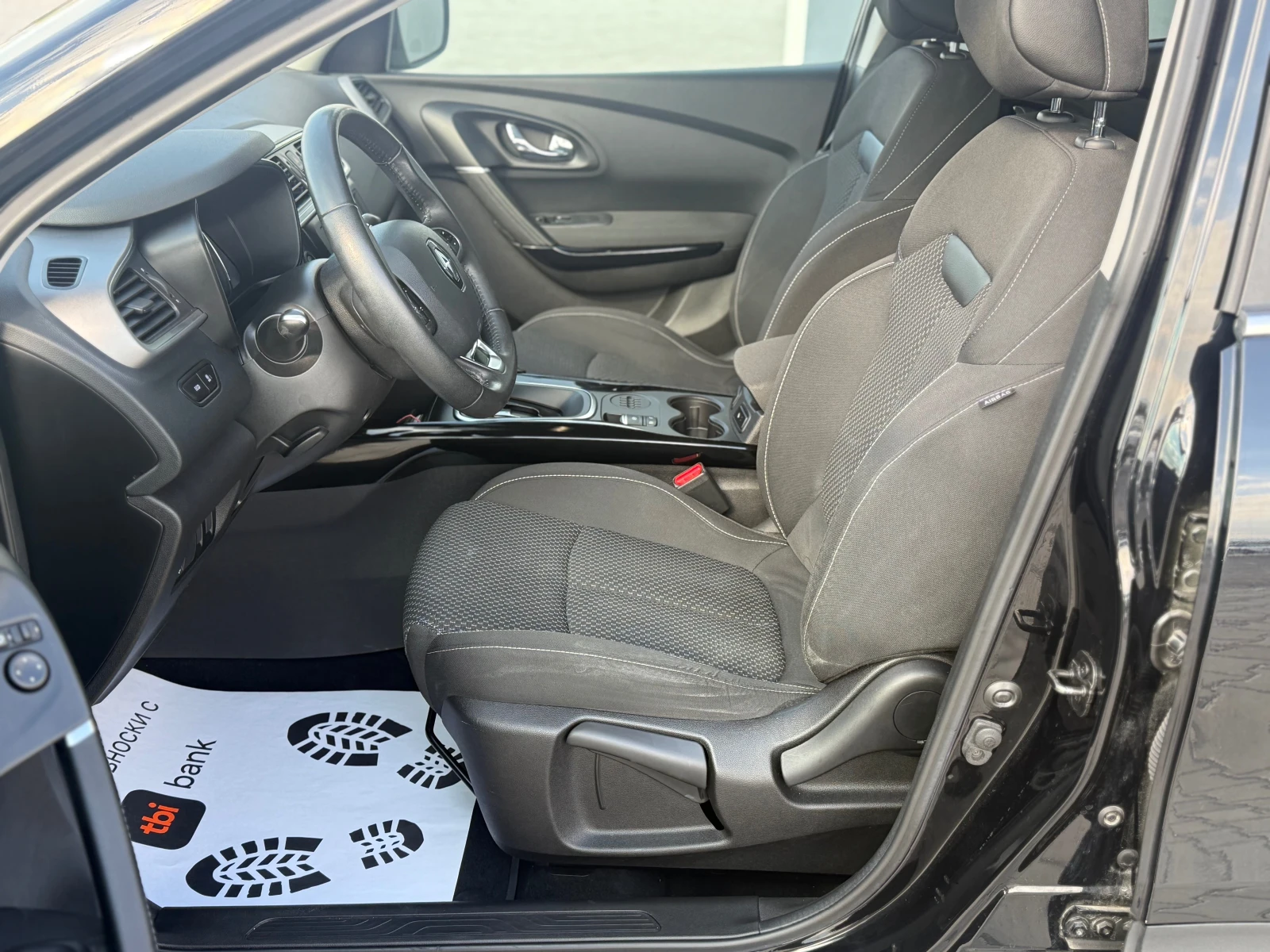 Renault Kadjar 1.5dci Собствен лизинг !!!, снимка 11 - Автомобили и джипове - 54068798