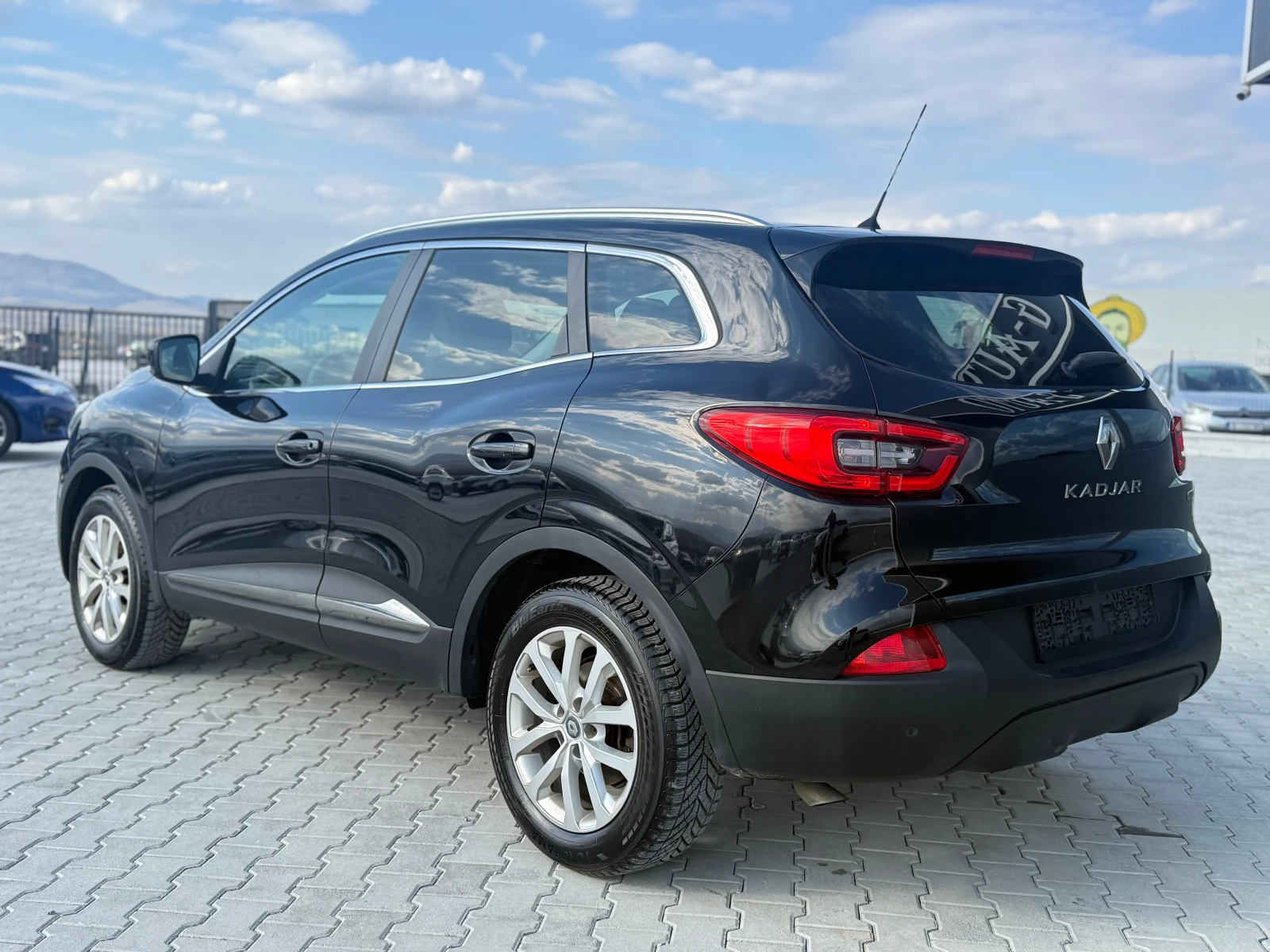 Renault Kadjar 1.5dci Собствен лизинг !!!, снимка 7 - Автомобили и джипове - 54068798