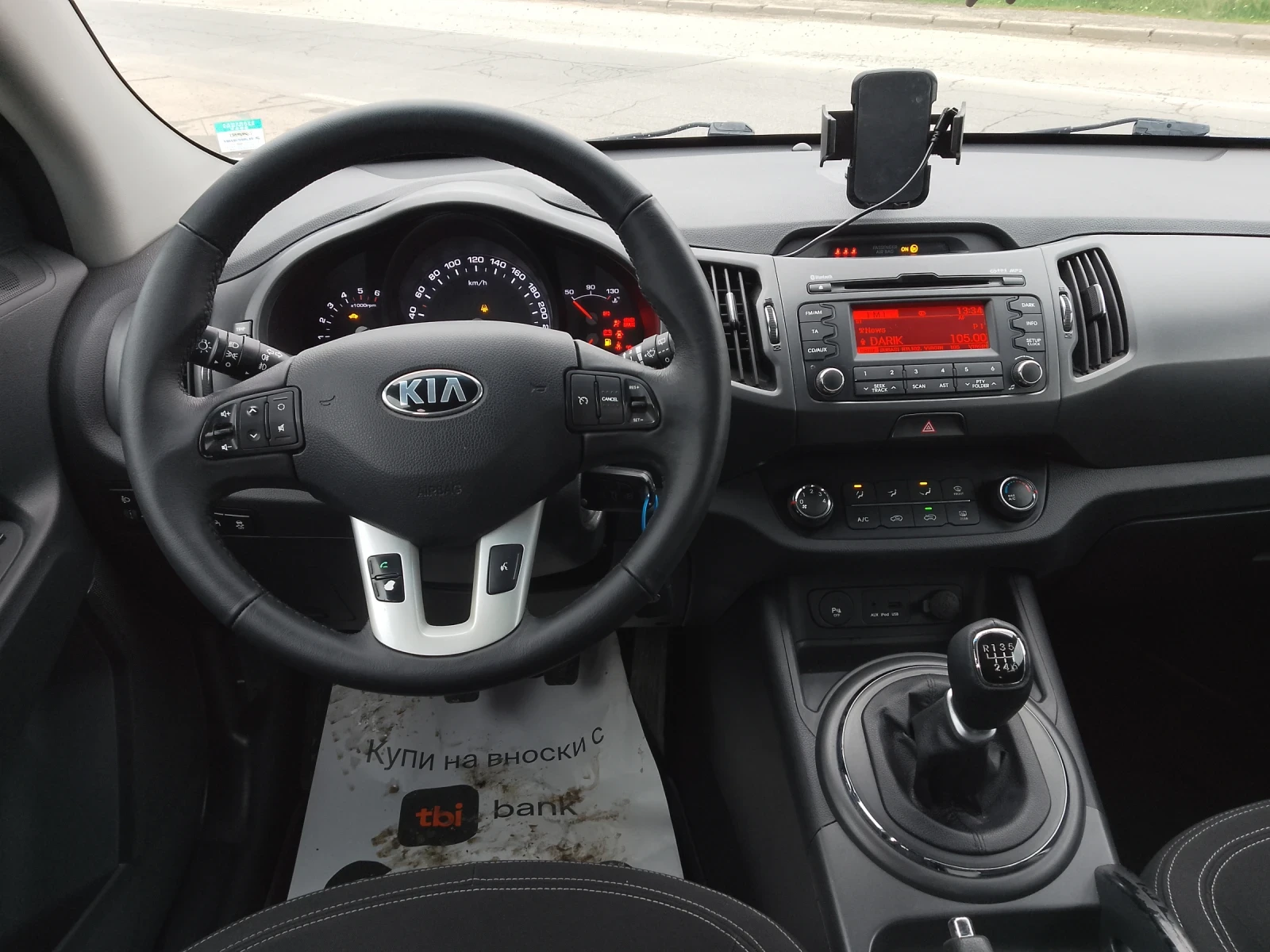 Kia Sportage 1.7 CRDI/НАПЪЛНО ОБСЛУЖЕНА, снимка 11 - Автомобили и джипове - 54165411