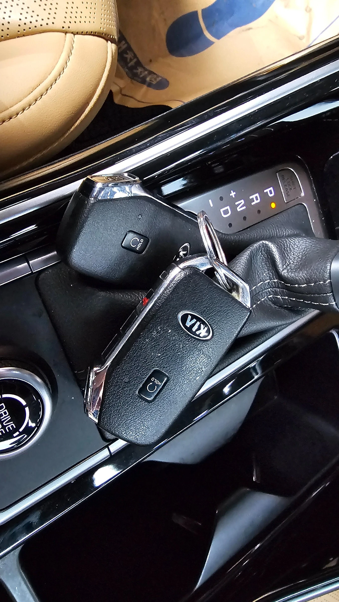 Kia Sorento TRENDY* 2.2D* 360* ������* �������*  | Mobile.bg � ����������� 16