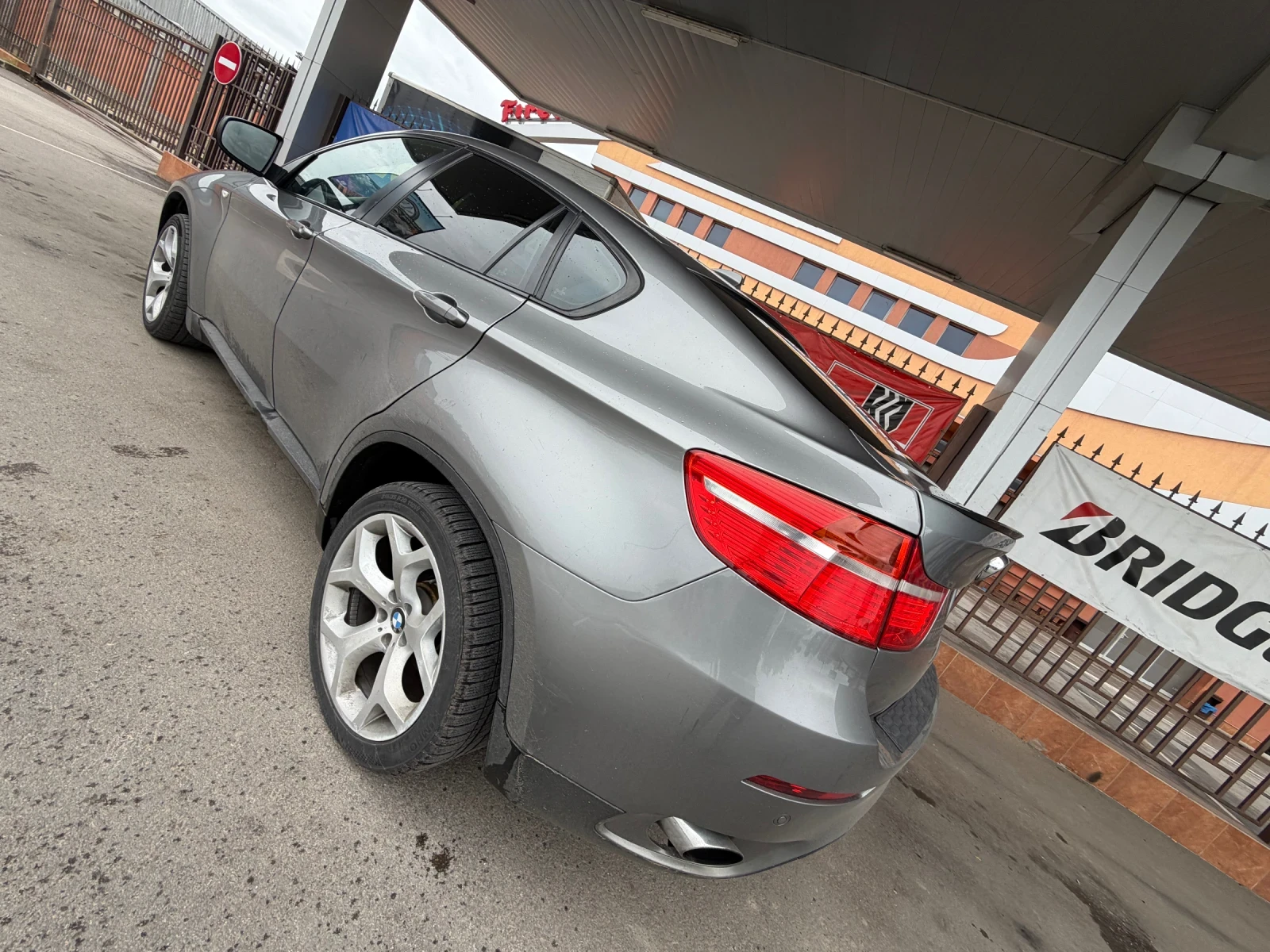 BMW X6 3.0D* Светеща* Таван* Android, снимка 4 - Автомобили и джипове - 54583362