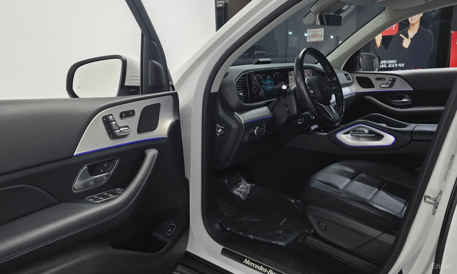 Mercedes-Benz GLE 300 4MATIC, снимка 10 - Автомобили и джипове - 55048384