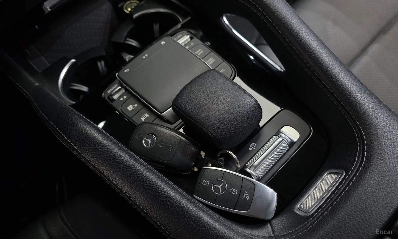 Mercedes-Benz GLE 300 4MATIC, снимка 9 - Автомобили и джипове - 55048384