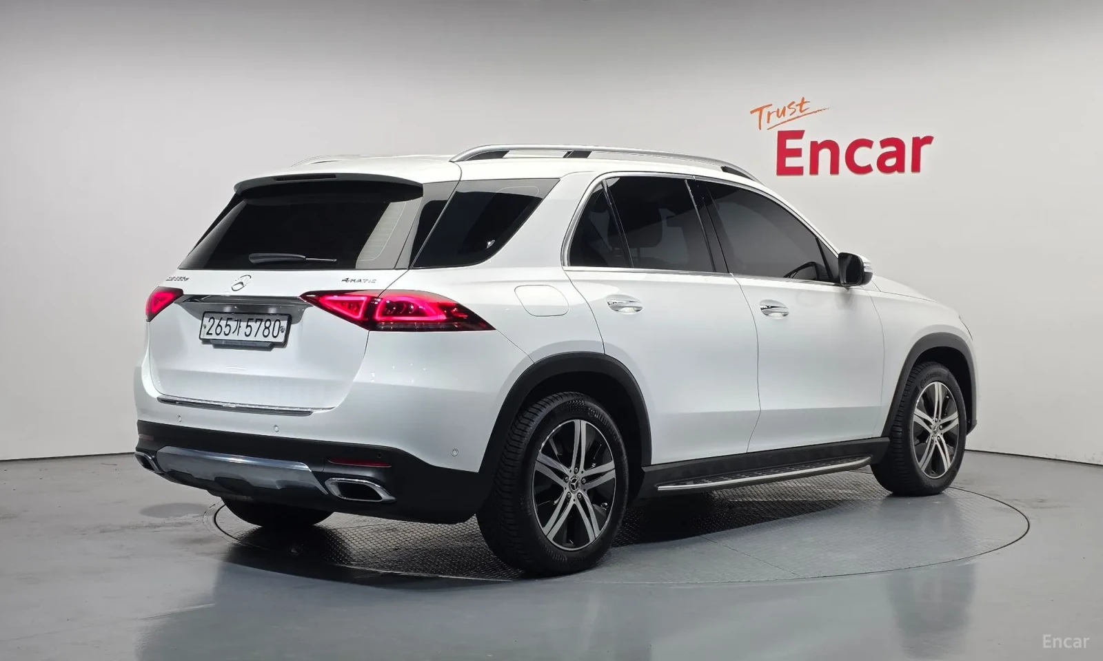 Mercedes-Benz GLE 300 4MATIC, снимка 2 - Автомобили и джипове - 55048384
