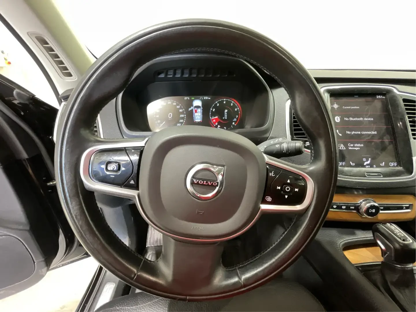 Volvo Xc90 T6* MOMENTUM* ДИГИТАЛНО* ТАБЛО* КАМЕРА* МАСАЖ* ДИС, снимка 9 - Автомобили и джипове - 55598174