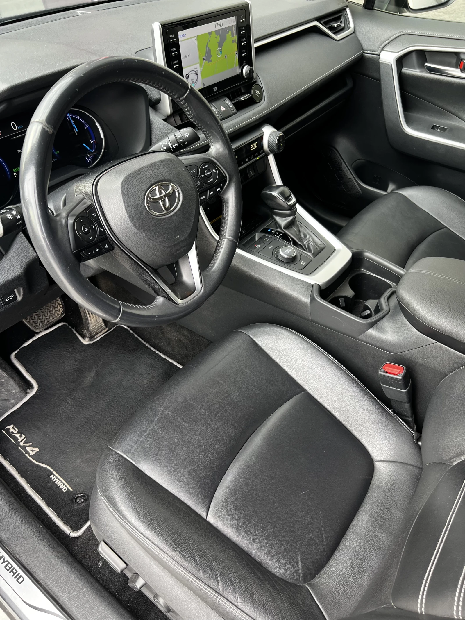 Toyota Rav4 Luxury Hybird AWD-i, снимка 10 - Автомобили и джипове - 55732023