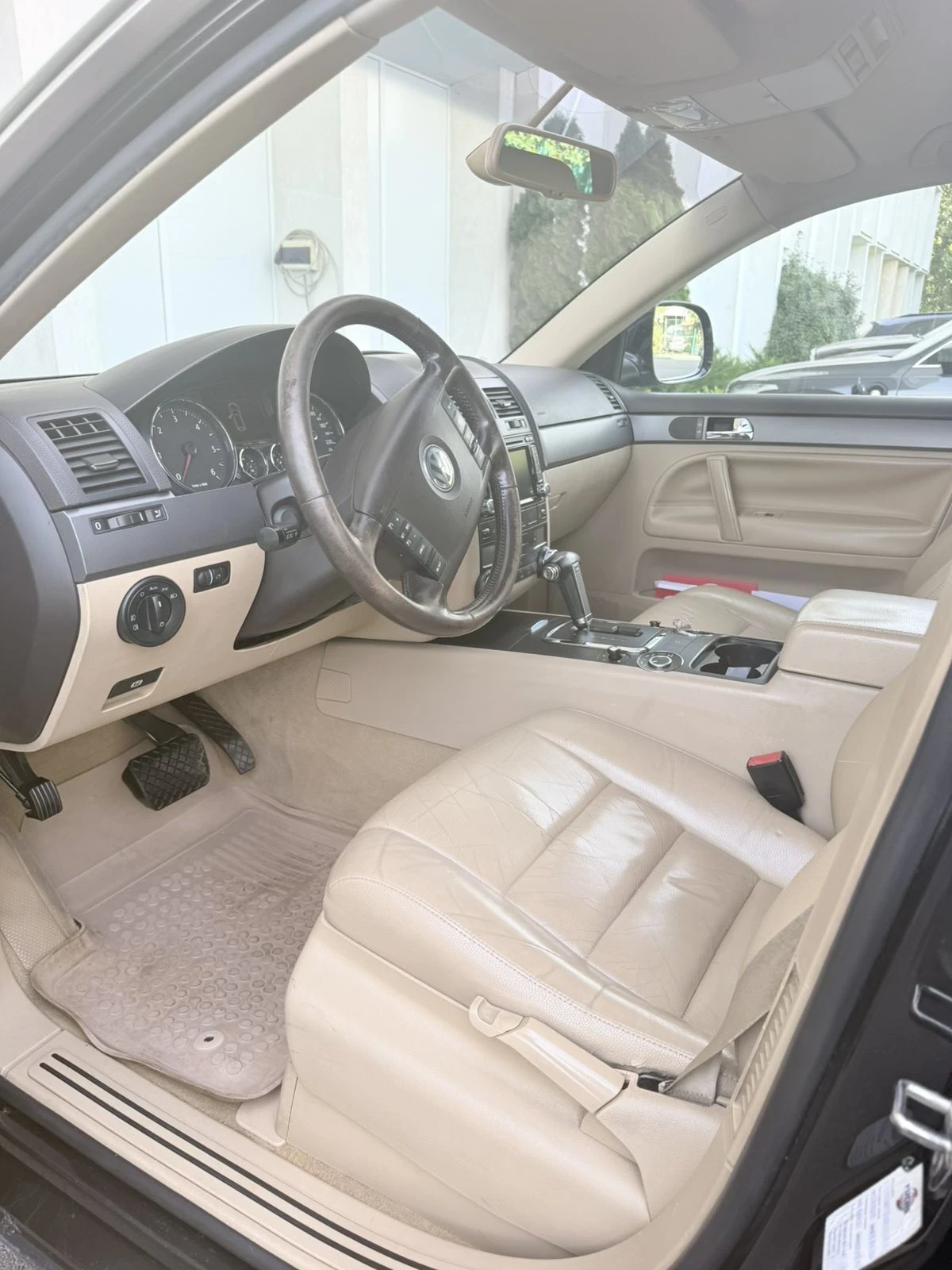 VW Touareg R5, снимка 4 - Автомобили и джипове - 56392588