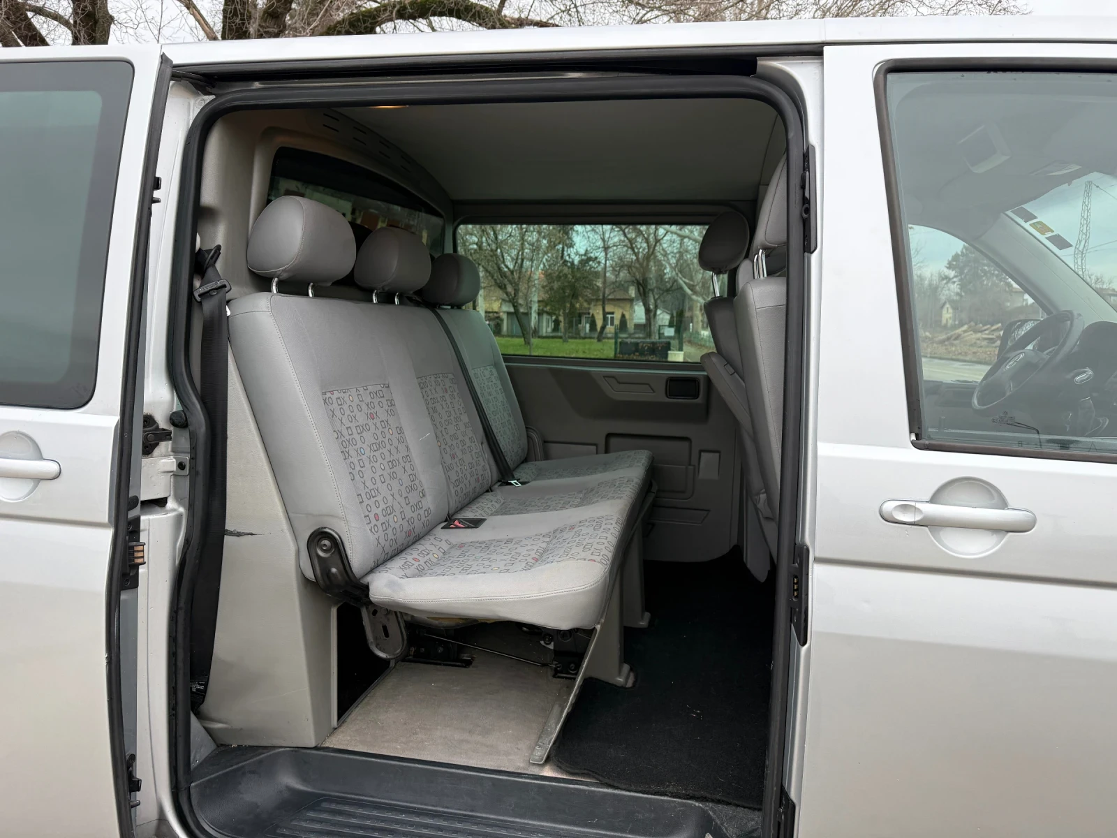 VW T5 2.5TDI АВТОМАТИК! - изображение 10