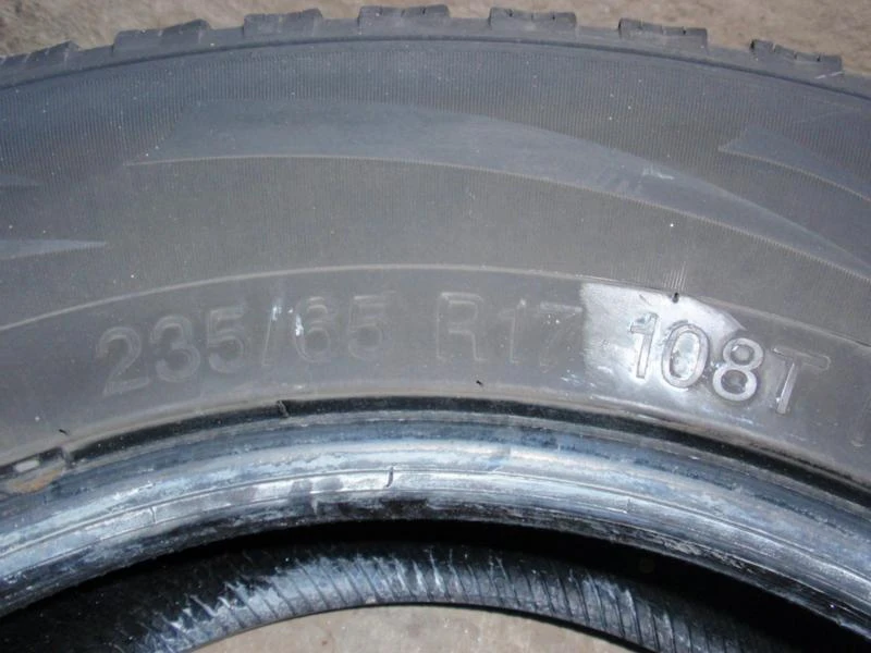 Гуми Всесезонни 235/65R17, снимка 10 - Гуми и джанти - 8925701