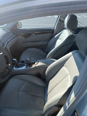Mercedes-Benz E 320, снимка 7