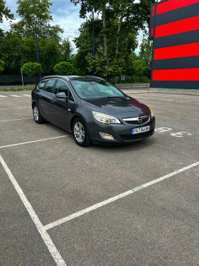 Opel Astra 1.7 CDTI !!COSMO!!, снимка 2