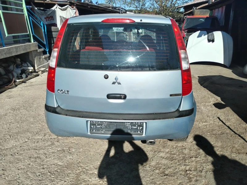 Mitsubishi Colt 1.1, снимка 8 - Автомобили и джипове - 46668159