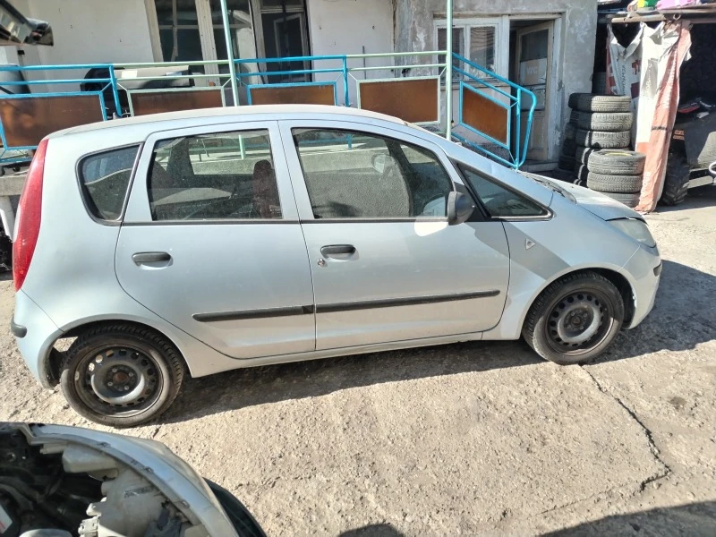 Mitsubishi Colt 1.1, снимка 9 - Автомобили и джипове - 46668159