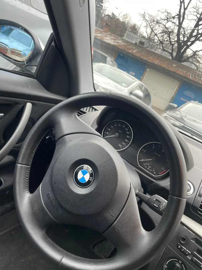 BMW 118, снимка 9 - Автомобили и джипове - 48313132