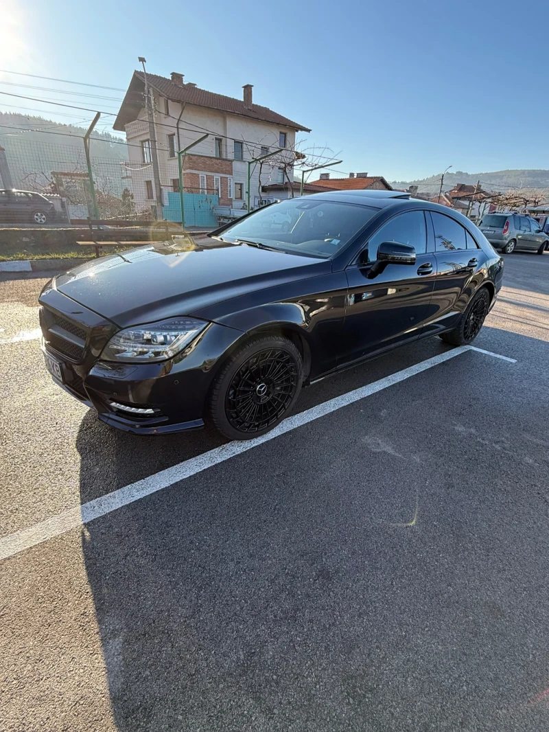 Mercedes-Benz CLS 350 Mercedes-Benz CLS350* 4MAT* Airmatic* AMGPack* Под, снимка 2 - Автомобили и джипове - 48475113