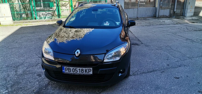 Renault Megane, снимка 1 - Автомобили и джипове - 49587440