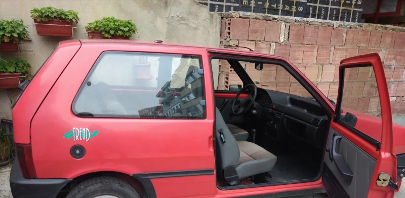 Fiat Uno, снимка 1 - Автомобили и джипове - 49588944