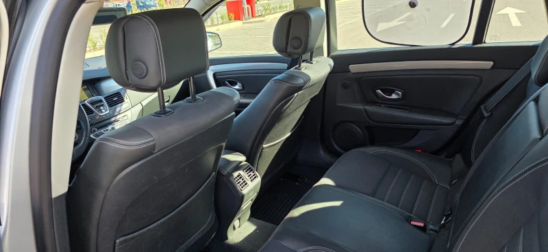 Renault Laguna, снимка 8 - Автомобили и джипове - 52372258