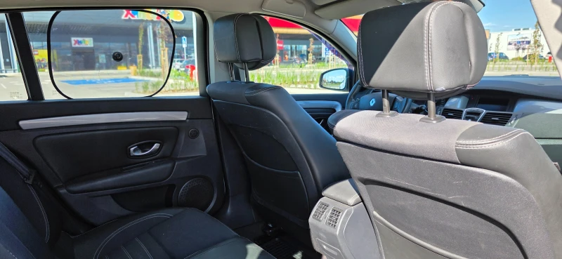 Renault Laguna, снимка 9 - Автомобили и джипове - 52372258