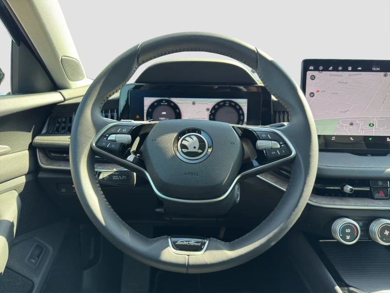 Skoda Superb L&K/265HP/4X4/PANO/CAM/NAVI/DIGITAL/731v, снимка 13 - Автомобили и джипове - 51974676