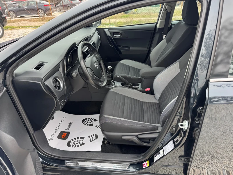 Toyota Auris 1.6D4D-FUUL PACK, снимка 10 - Автомобили и джипове - 52788323