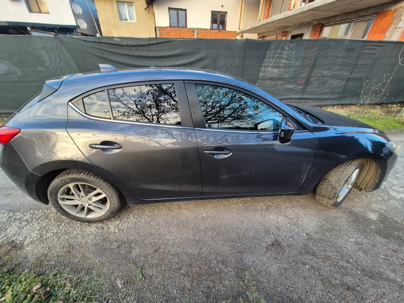 Mazda 3, снимка 8 - Автомобили и джипове - 53143979