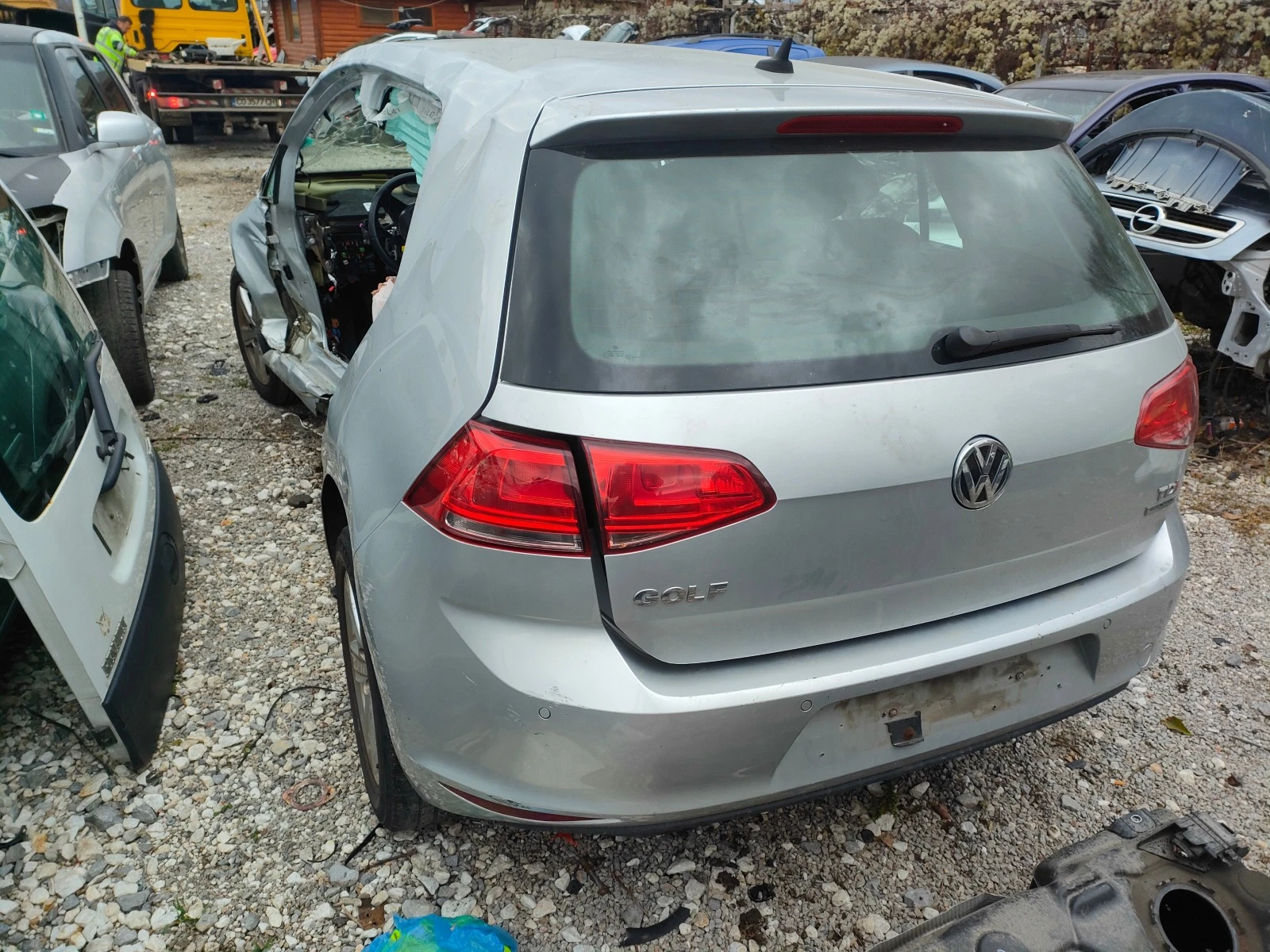 VW Golf 1.6tdi CLH - изображение 3