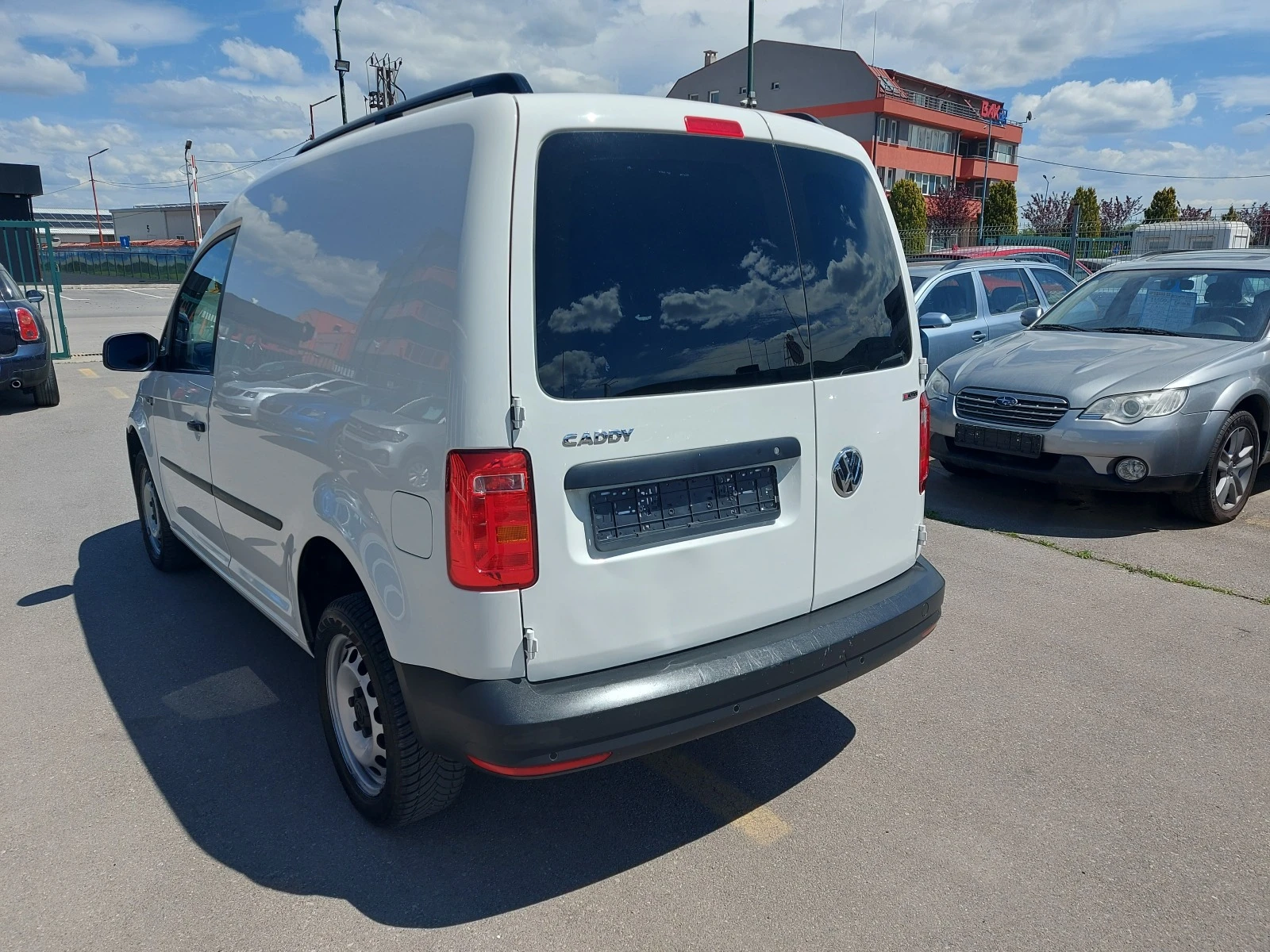 VW Caddy 2.0 TDI, 150 к.с., 4 MOTION - 4 х 4, АВТОМАТИК - изображение 8