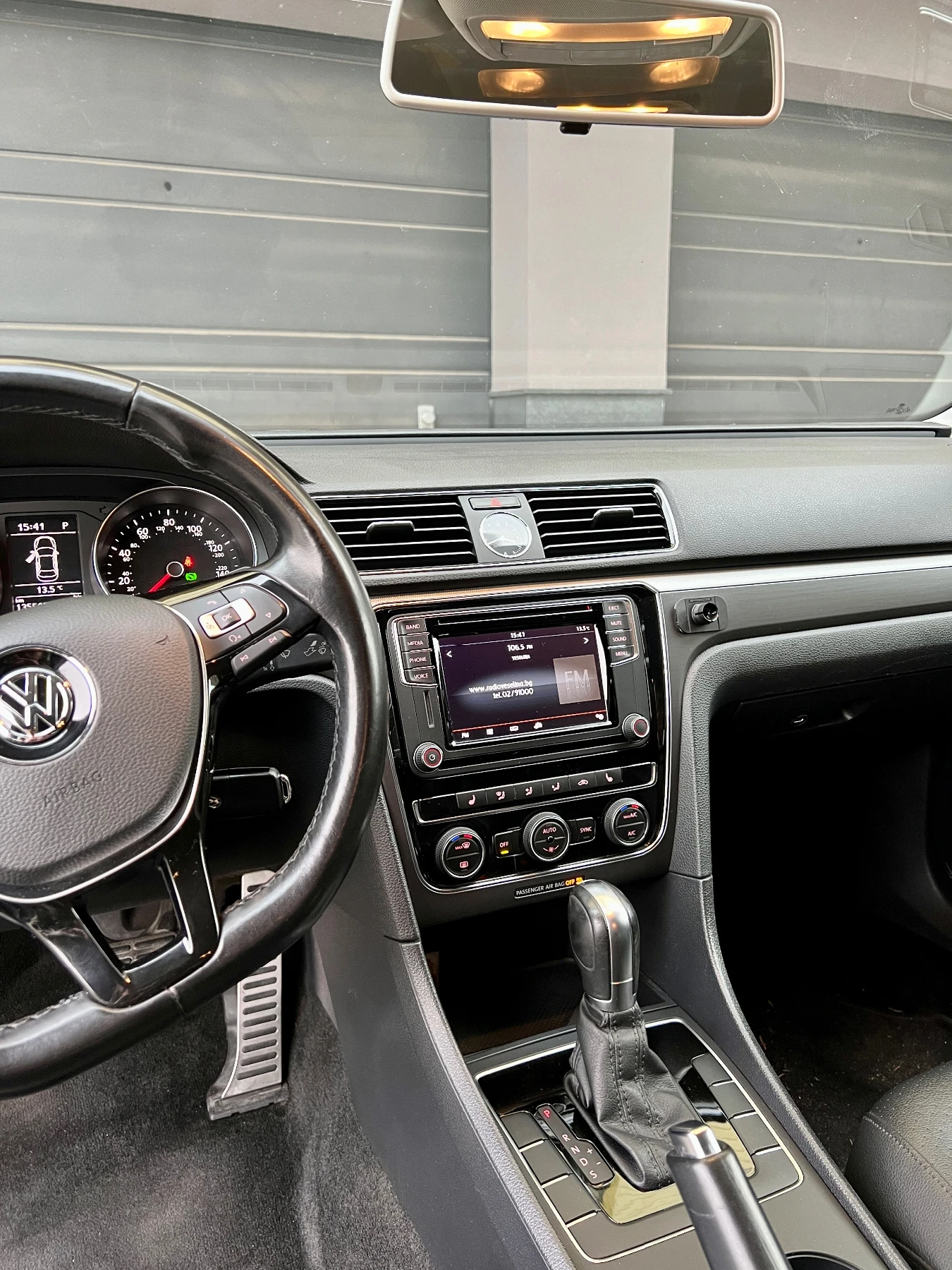 VW Passat R-Iine TSI - изображение 8