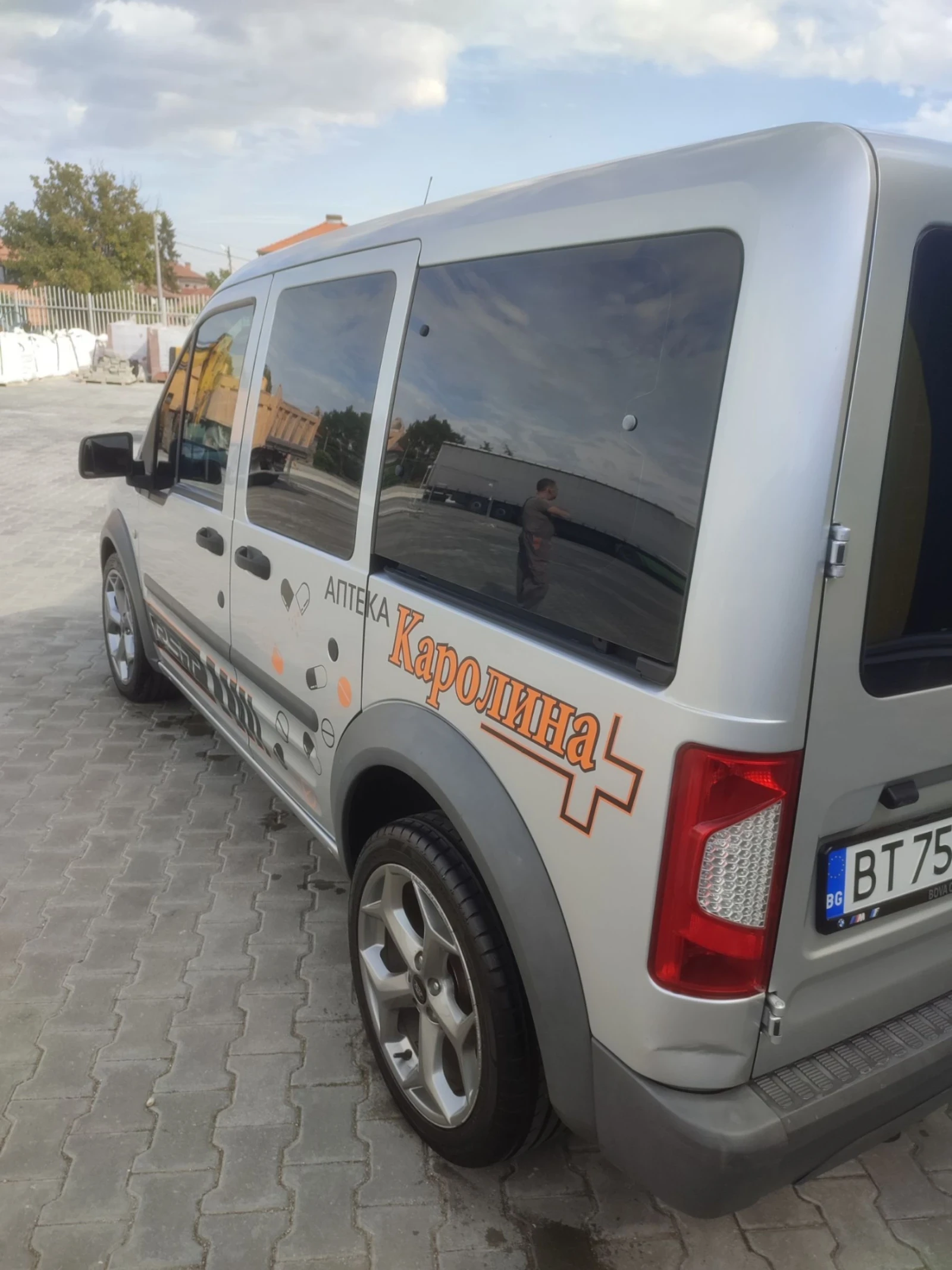 Ford Connect 1.8Tdci 90к.с. facelift - изображение 6