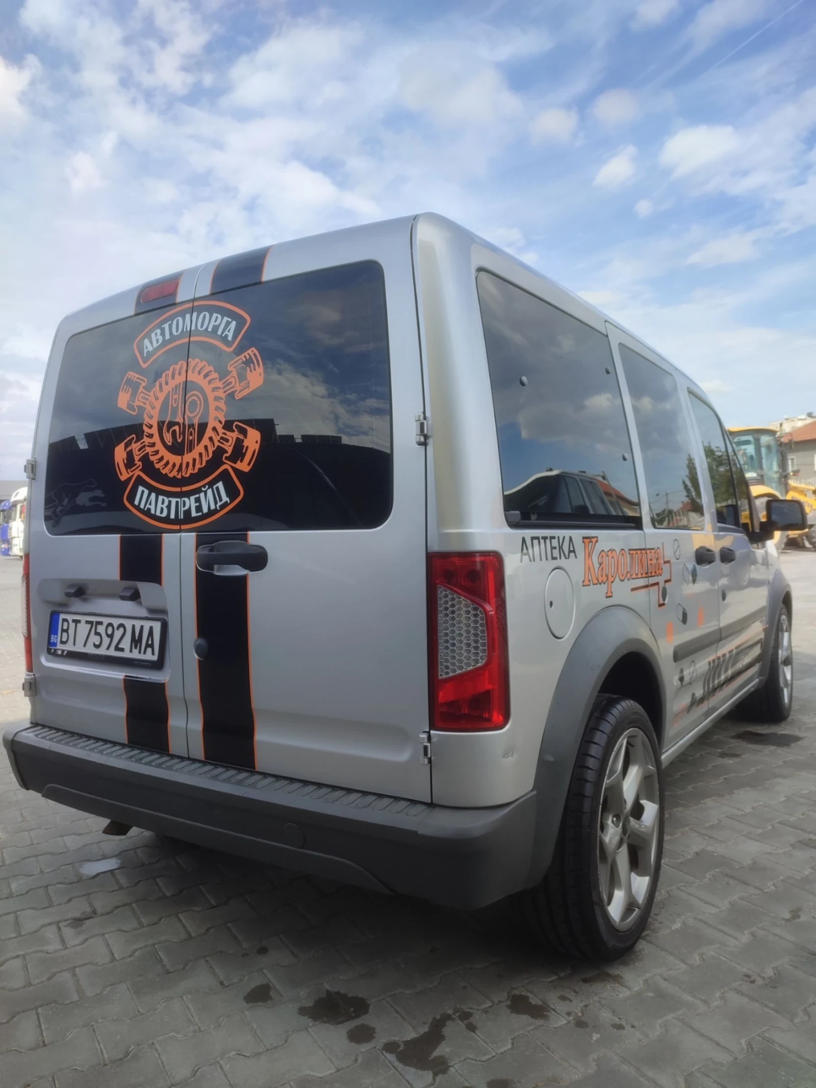 Ford Connect 1.8Tdci 90к.с. facelift - изображение 3