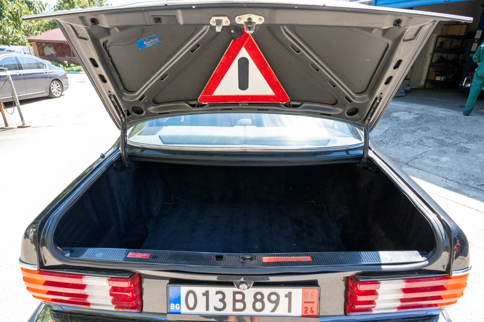 Mercedes-Benz 500 W126 500 SEC  | Mobile.bg   13