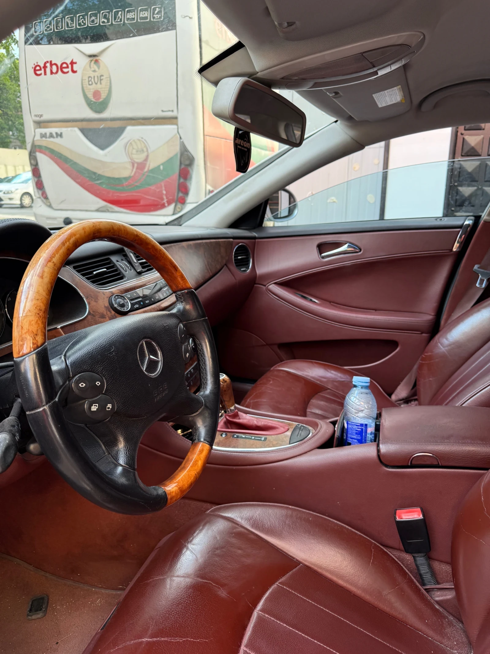 Mercedes-Benz CLS 320  - изображение 7