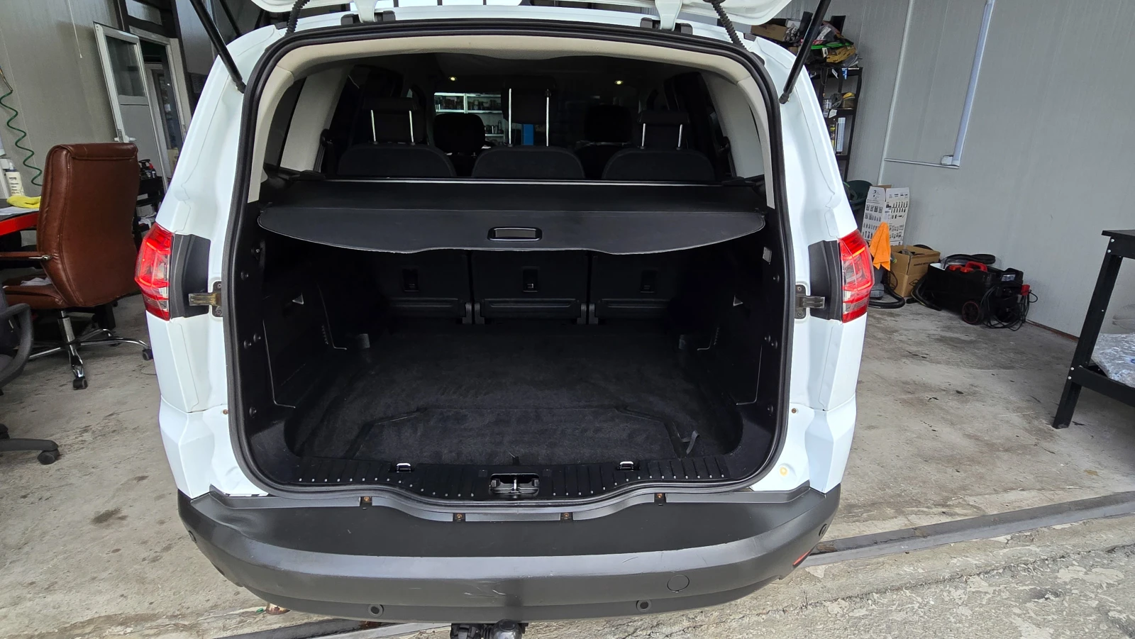 Ford S-Max 2.0* 140кс* ЕВРО5 - изображение 9