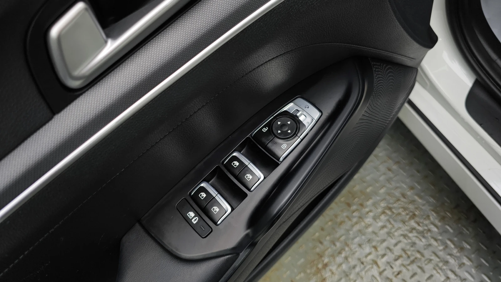 Kia K5 2.0LPI TRENDY | Mobile.bg   12