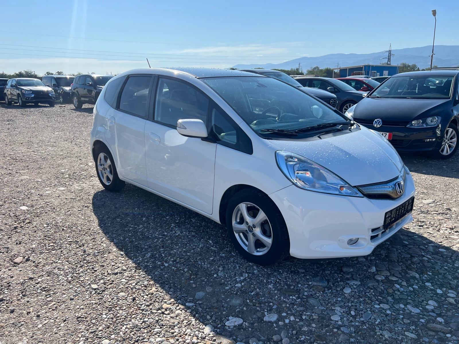 Honda Jazz 1.3 HYBRID - изображение 3