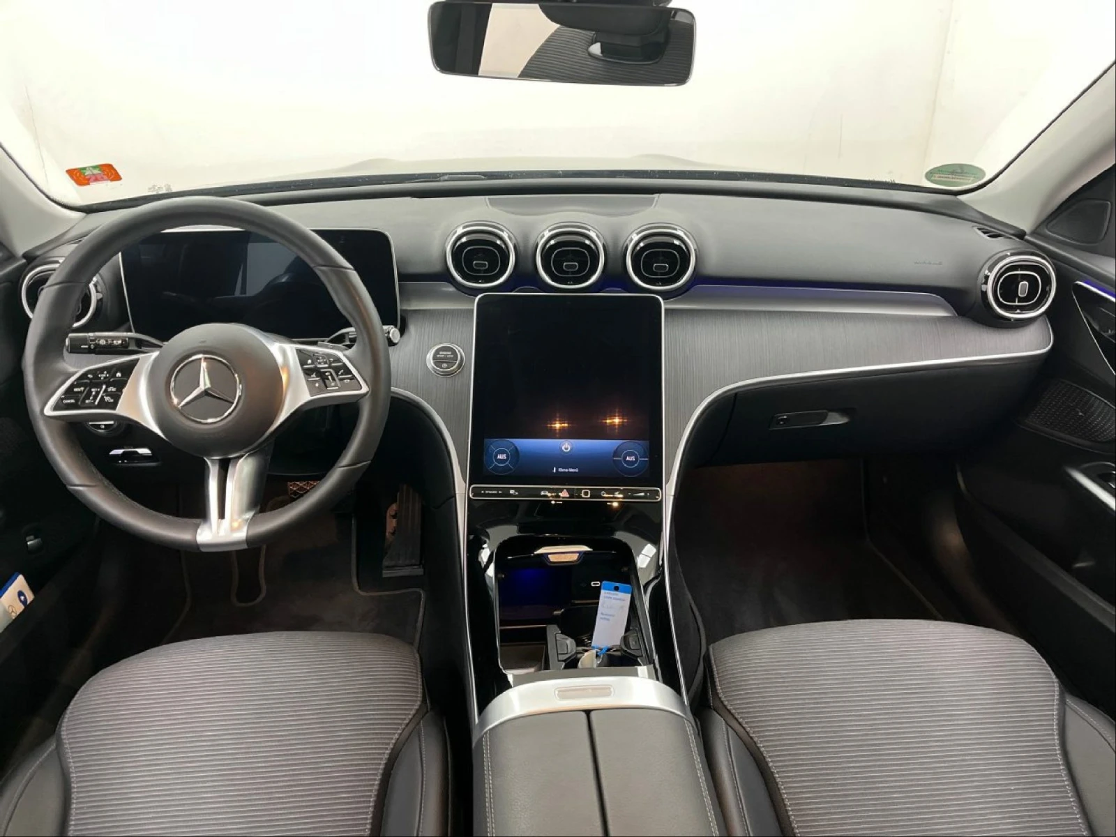 Mercedes-Benz C 220 2.0 - изображение 9