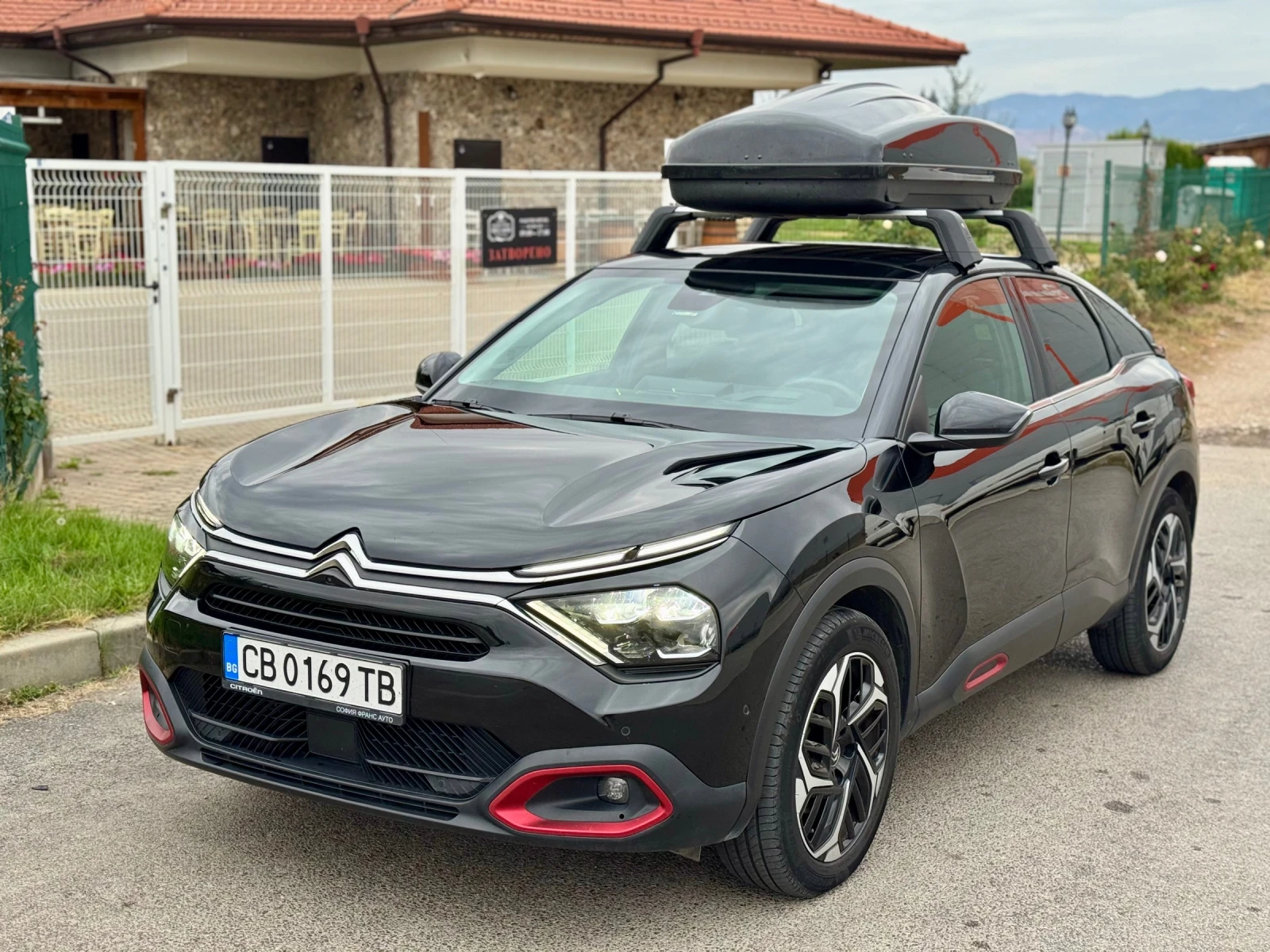 Citroen C4 PureTech Shine* Камера* Гаранция Панорама* Багажни - изображение 2