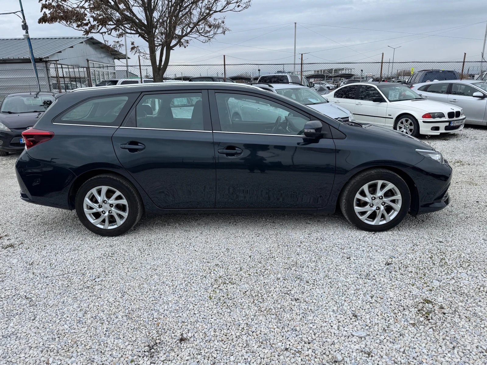 Toyota Auris 1.6D4D-FUUL PACK | Mobile.bg � ����������� 7