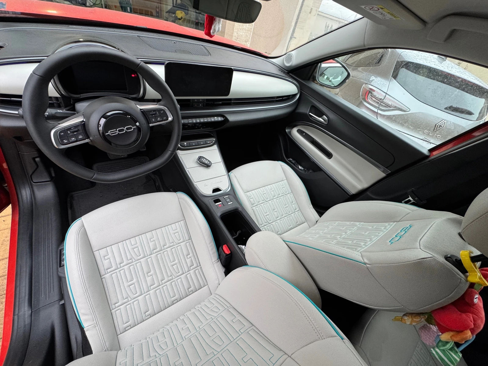 Fiat 600 e La Prima ��� ������; CarPlay; 2 ����� ��.+ ���� | Mobile.bg � ����������� 7